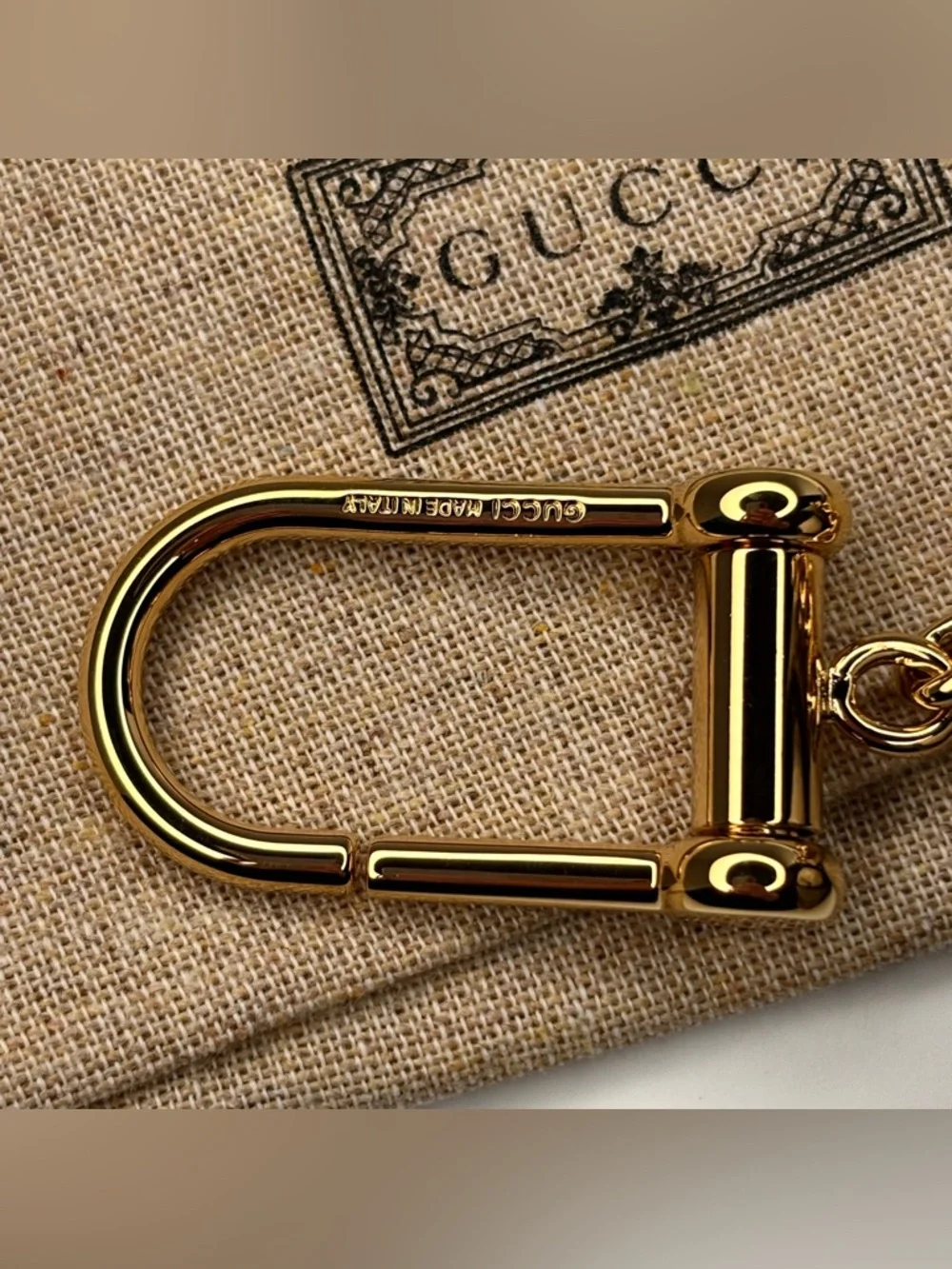 GUCCI AirPods Case Ophidia Beige Enamel  Brown 596720 Supreme Signature Logo